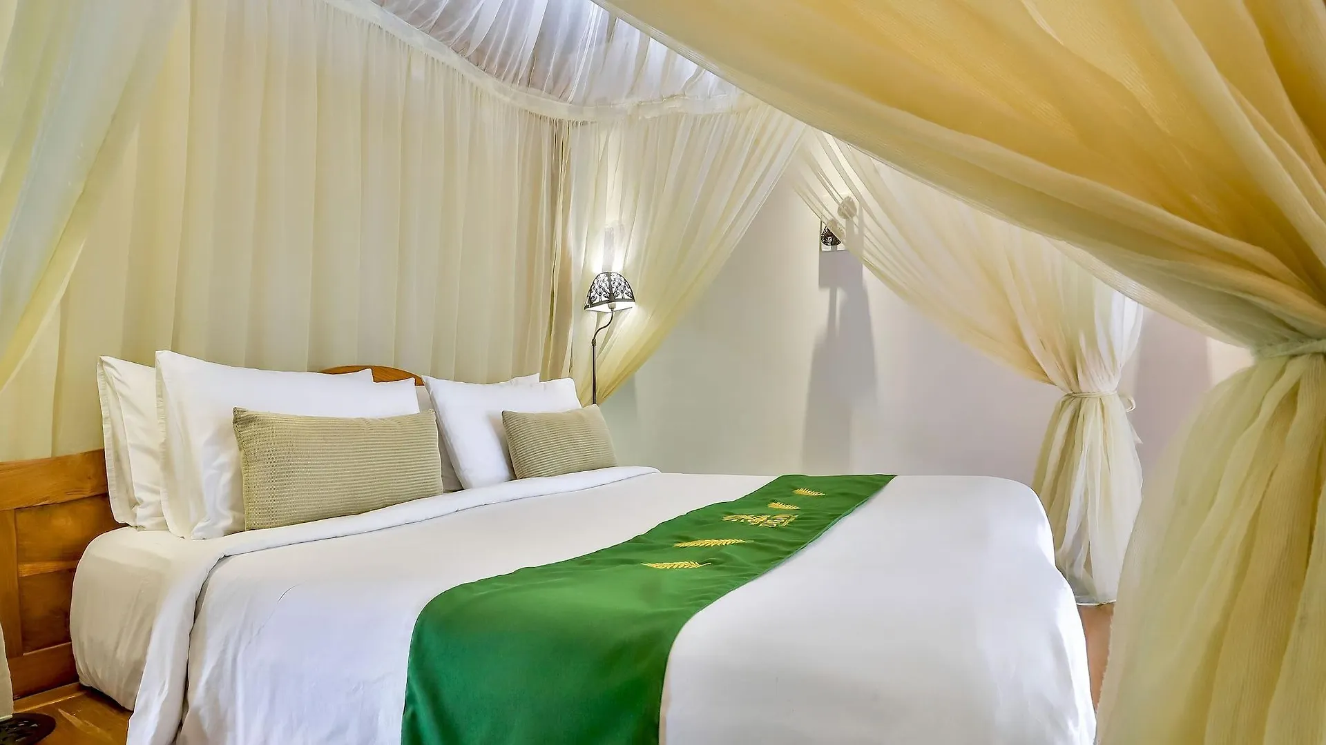 Disini Luxury Spa Villas-Chse Certified Seminyak Villa