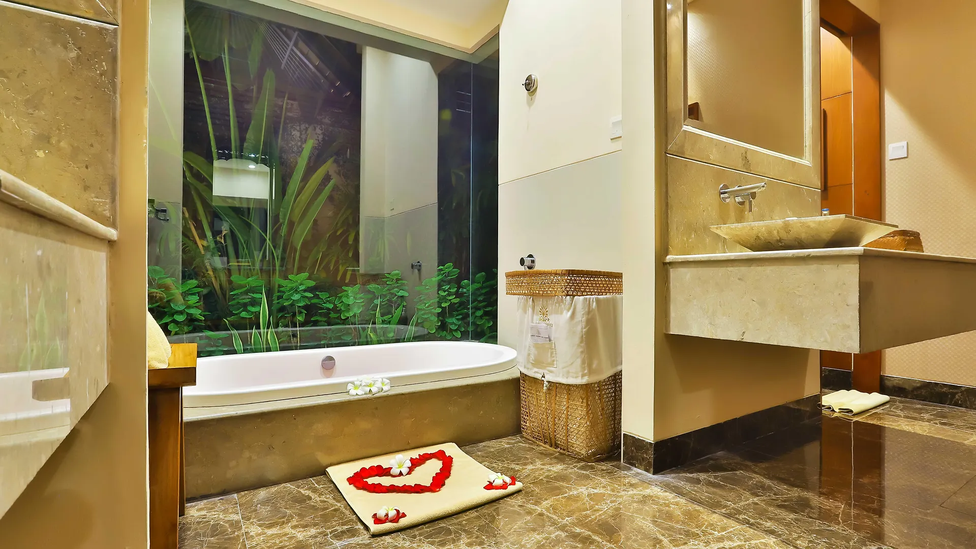 Villa Disini Luxury Spa Villas-Chse Certified Seminyak