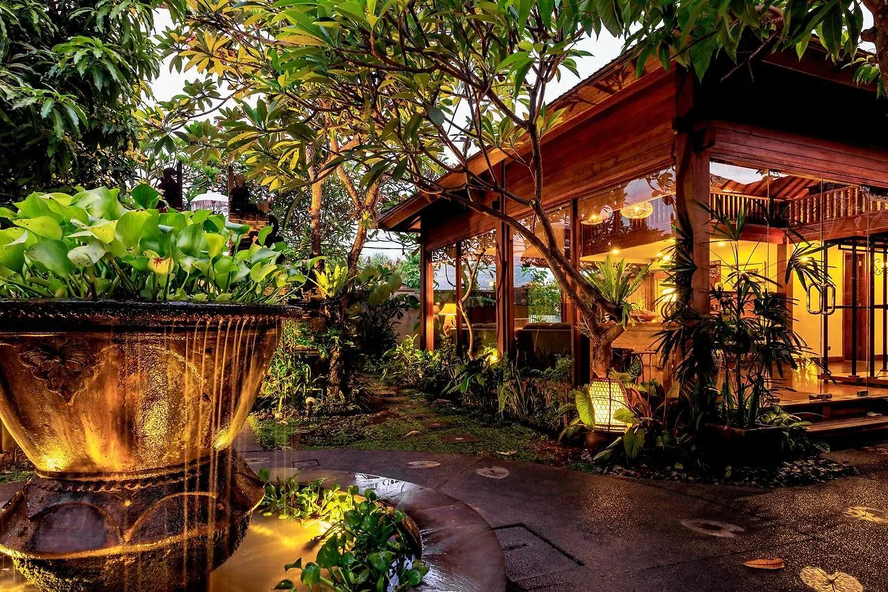 Disini Luxury Spa Villas-Chse Certified Seminyak 0*,  Indonesien